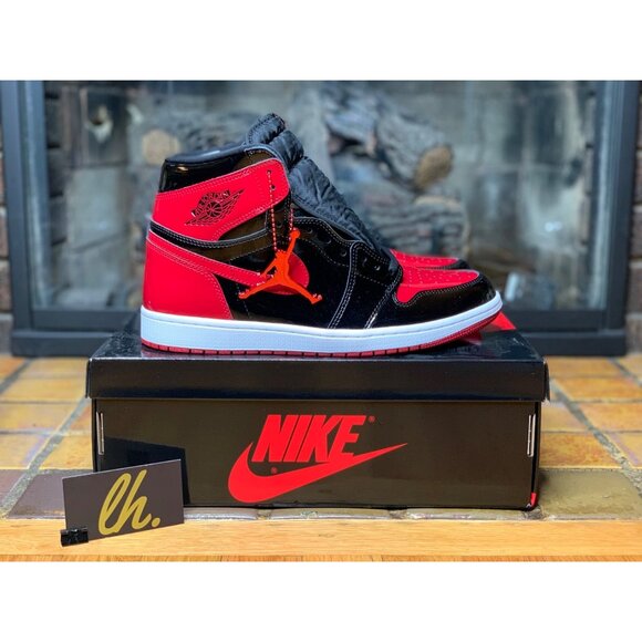 Size 10 Air Jordan 1 Retro High OG “Patent Bred” Athletic Basketball Sneakers 55 - Picture 3 of 6